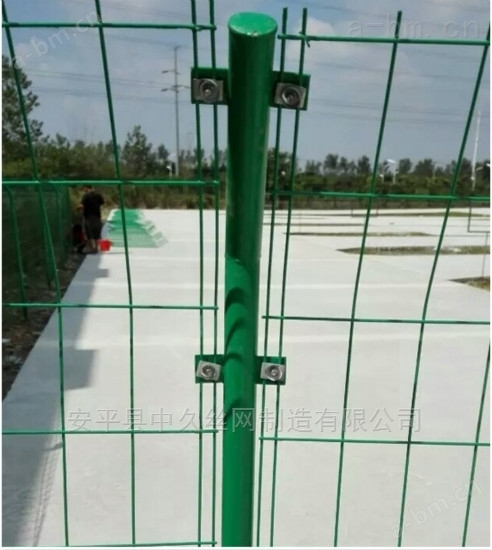 工业厂房框架护栏公路绿化带隔离铁丝网护栏