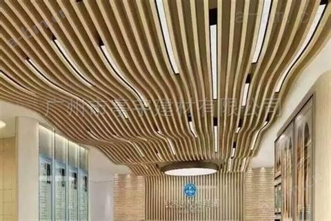 上海火车站亭宇3.0MM厚防风式铝挂片天花